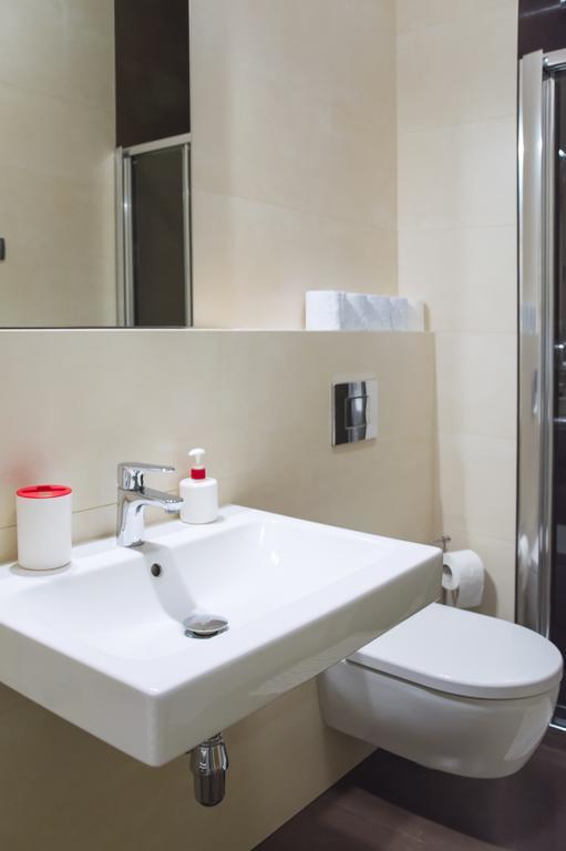 Modern Apartment Vsehrdova Prague Ngoại thất bức ảnh
